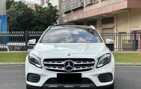 Mercedes-Benz GLA, 2017 год, 1 458 000 рублей, 2 фотография