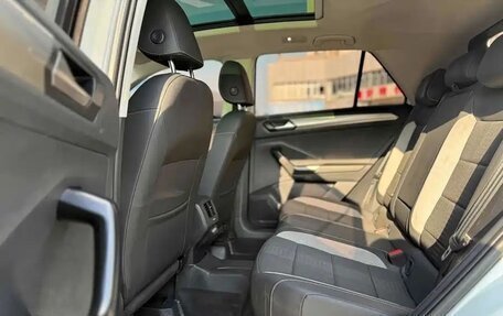 Volkswagen T-Roc I, 2022 год, 1 370 005 рублей, 11 фотография