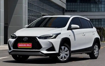 Toyota Yaris XP150 рестайлинг, 2022 год, 1 075 000 рублей, 1 фотография