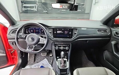 Volkswagen T-Roc I, 2021 год, 1 510 007 рублей, 8 фотография
