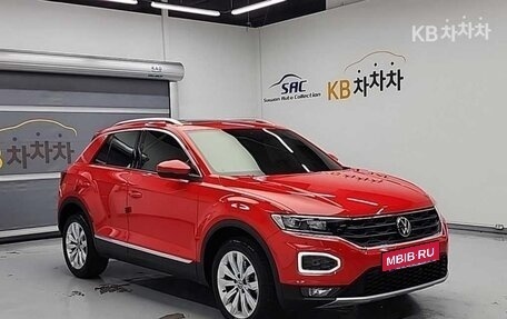 Volkswagen T-Roc I, 2021 год, 1 510 007 рублей, 3 фотография