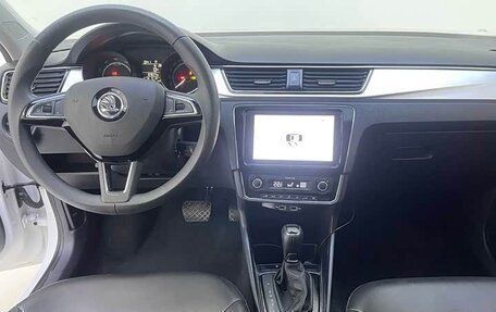 Skoda Rapid II, 2022 год, 1 450 000 рублей, 12 фотография