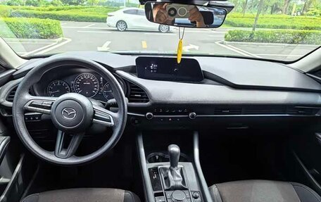 Mazda 3, 2022 год, 1 324 007 рублей, 16 фотография