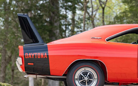 Dodge Charger Daytona I, 1969 год, 37 000 000 рублей, 12 фотография