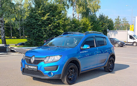 Renault Sandero II рестайлинг, 2018 год, 930 000 рублей, 1 фотография