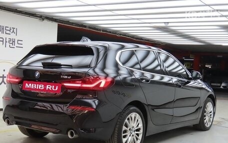 BMW 1 серия, 2021 год, 1 930 007 рублей, 3 фотография