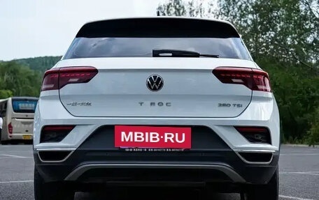 Volkswagen T-Roc I, 2022 год, 1 560 300 рублей, 5 фотография