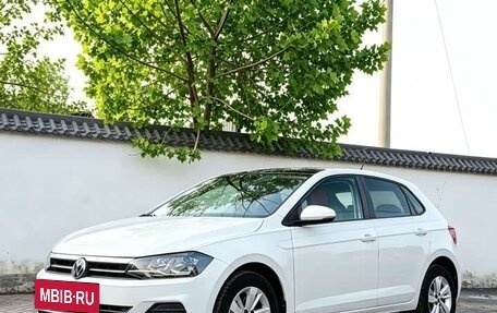 Volkswagen Polo, 2021 год, 895 007 рублей, 3 фотография