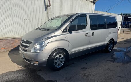 Hyundai Grand Starex Grand Starex I рестайлинг 2, 2011 год, 1 750 000 рублей, 6 фотография