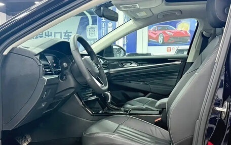 Volkswagen Passat B8 рестайлинг, 2023 год, 1 889 000 рублей, 13 фотография