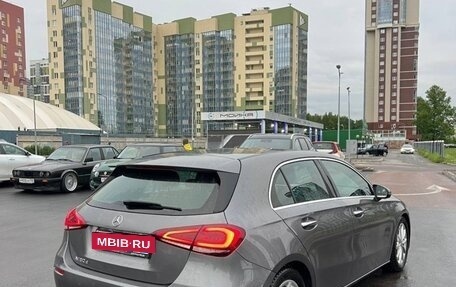 Mercedes-Benz A-Класс, 2018 год, 2 000 000 рублей, 4 фотография