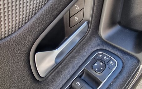 Mercedes-Benz A-Класс, 2018 год, 2 000 000 рублей, 13 фотография