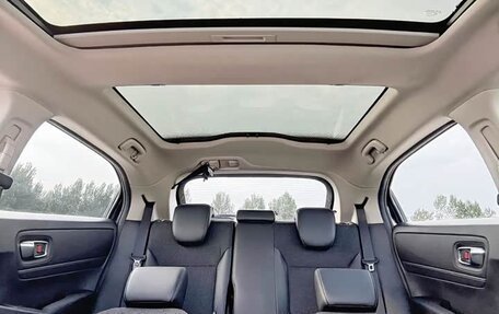Honda Vezel, 2023 год, 2 015 678 рублей, 17 фотография