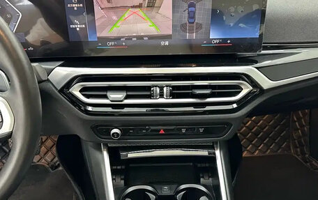 BMW 3 серия, 2023 год, 2 900 000 рублей, 9 фотография