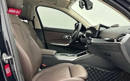 BMW 3 серия, 2023 год, 2 900 000 рублей, 11 фотография