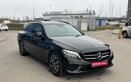 Mercedes-Benz C-Класс, 2020 год, 2 100 000 рублей, 1 фотография