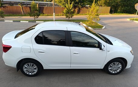 Renault Logan II, 2018 год, 950 000 рублей, 10 фотография