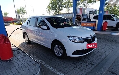 Renault Logan II, 2018 год, 950 000 рублей, 24 фотография