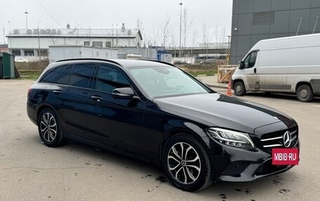 Mercedes-Benz C-Класс, 2020 год, 2 100 000 рублей, 5 фотография