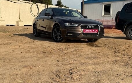 Audi A4, 2012 год, 1 100 000 рублей, 1 фотография
