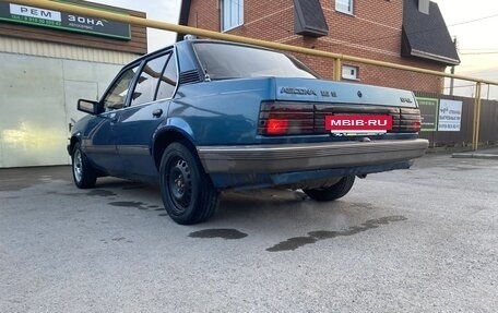 Opel Ascona C, 1986 год, 100 000 рублей, 2 фотография