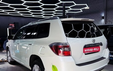 Toyota Highlander III, 2010 год, 1 950 000 рублей, 5 фотография