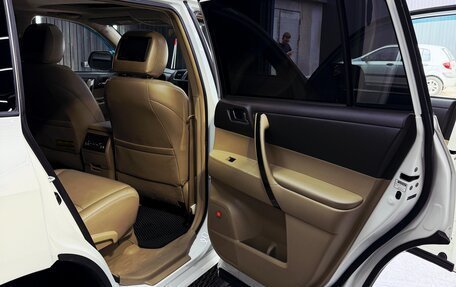 Toyota Highlander III, 2010 год, 1 950 000 рублей, 17 фотография