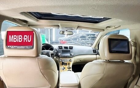 Toyota Highlander III, 2010 год, 1 950 000 рублей, 22 фотография