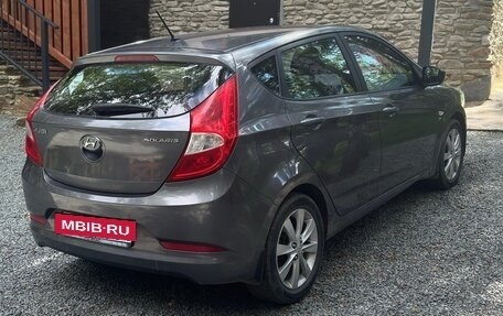 Hyundai Solaris II рестайлинг, 2015 год, 1 200 000 рублей, 6 фотография