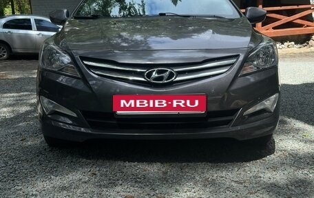Hyundai Solaris II рестайлинг, 2015 год, 1 200 000 рублей, 8 фотография