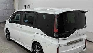 Honda Stepwgn IV, 2021 год, 1 820 000 рублей, 2 фотография