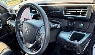 Honda Stepwgn IV, 2021 год, 1 820 000 рублей, 3 фотография
