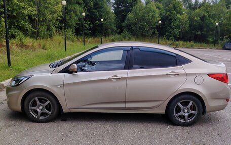 Hyundai Solaris II рестайлинг, 2013 год, 540 000 рублей, 7 фотография