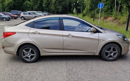 Hyundai Solaris II рестайлинг, 2013 год, 540 000 рублей, 6 фотография