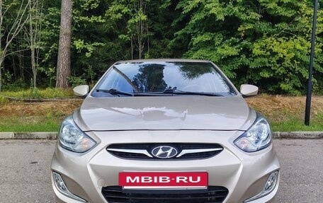 Hyundai Solaris II рестайлинг, 2013 год, 540 000 рублей, 3 фотография