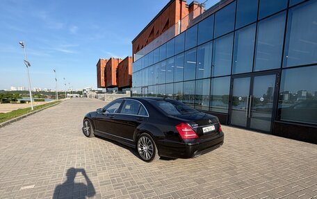 Mercedes-Benz S-Класс, 2010 год, 795 000 рублей, 2 фотография