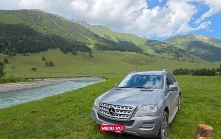Mercedes-Benz M-Класс, 2011 год, 2 100 000 рублей, 2 фотография