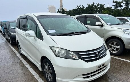 Honda Freed I, 2016 год, 980 000 рублей, 2 фотография