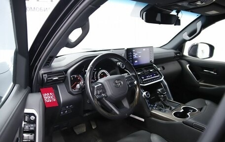 Toyota Land Cruiser, 2021 год, 9 550 000 рублей, 10 фотография