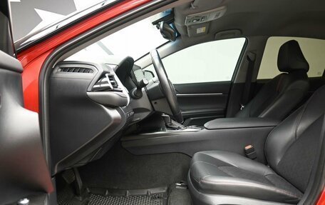 Toyota Camry, 2021 год, 3 399 000 рублей, 13 фотография