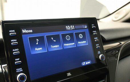 Toyota Camry, 2021 год, 3 399 000 рублей, 20 фотография
