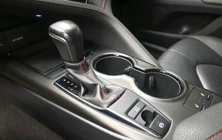 Toyota Camry, 2021 год, 3 399 000 рублей, 22 фотография