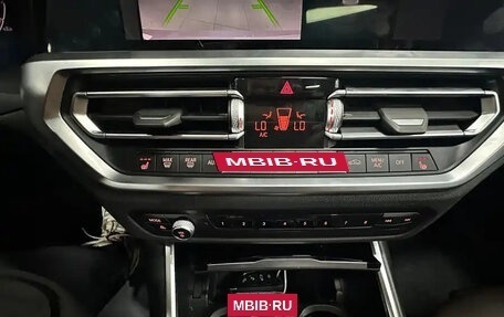 BMW 3 серия, 2022 год, 2 670 000 рублей, 11 фотография