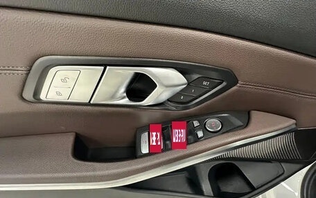 BMW 3 серия, 2022 год, 2 670 000 рублей, 15 фотография