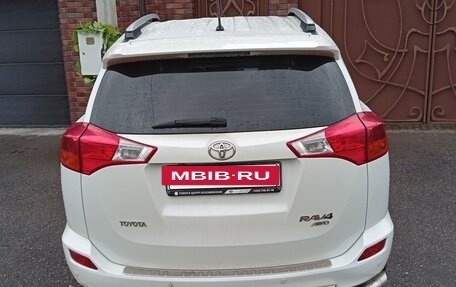 Toyota RAV4, 2013 год, 1 825 000 рублей, 3 фотография