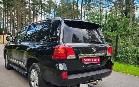 Toyota Land Cruiser 200, 2015 год, 4 300 000 рублей, 6 фотография