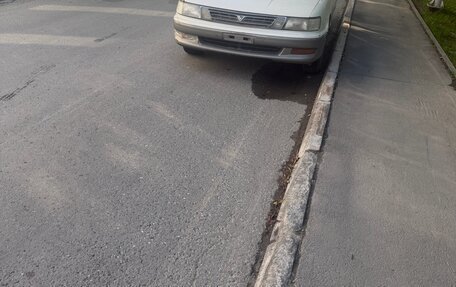 Toyota Vista, 1994 год, 100 000 рублей, 1 фотография