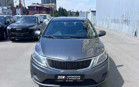 KIA Rio III рестайлинг, 2013 год, 580 000 рублей, 2 фотография