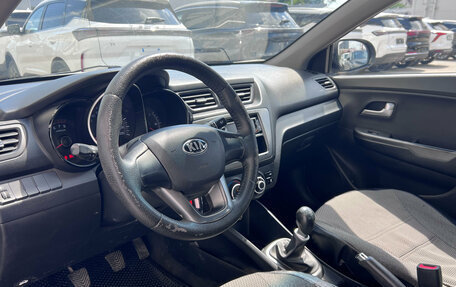 KIA Rio III рестайлинг, 2013 год, 580 000 рублей, 10 фотография