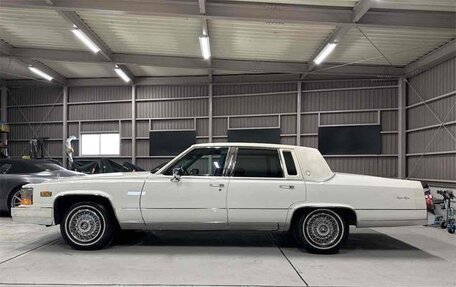 Cadillac Fleetwood I, 1992 год, 6 800 000 рублей, 8 фотография